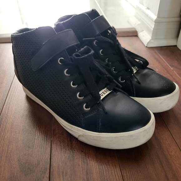 Womens Guess Decia2 Lace Up Wedge Sneakers in Black - Picture 2 of 6